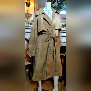 Abercrombie & Fitch Oversized Water Resist Trench Coat - Light Brown - L